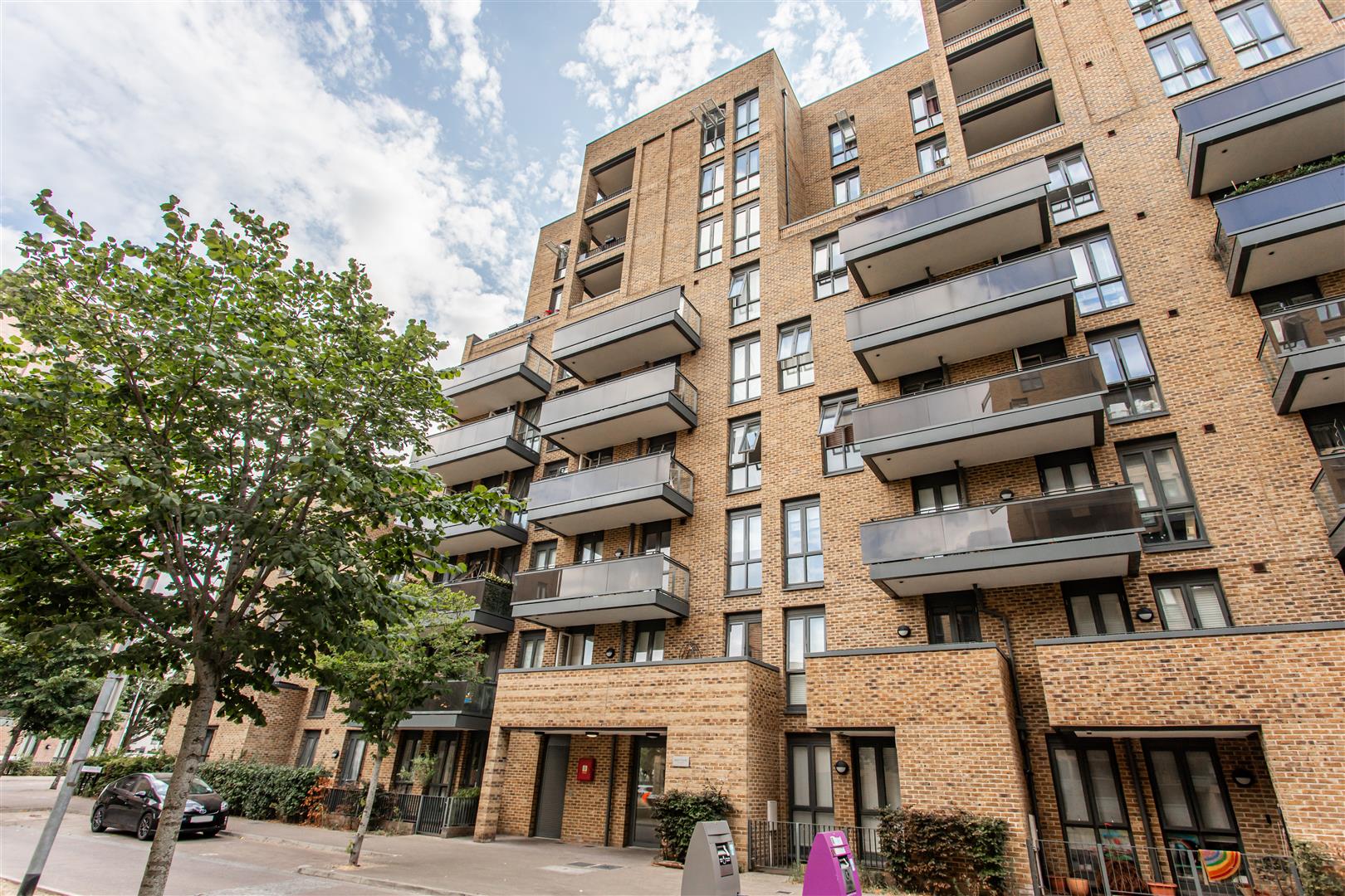 Bight Court, Mile End